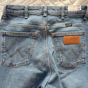 NWT Wrangler Retro Skinny